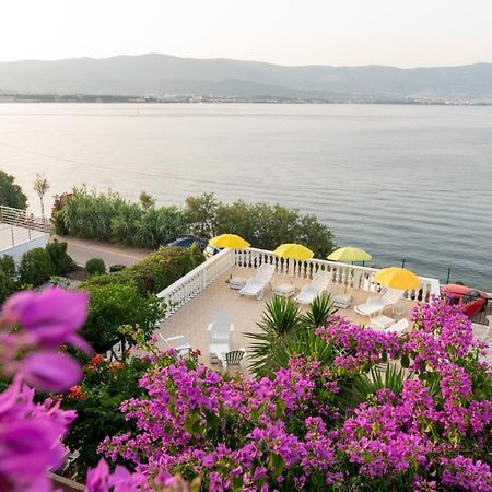 Villa Fjaba - By The Sea - With The Big Terraces & Great Sea View 特罗吉尔 外观 照片