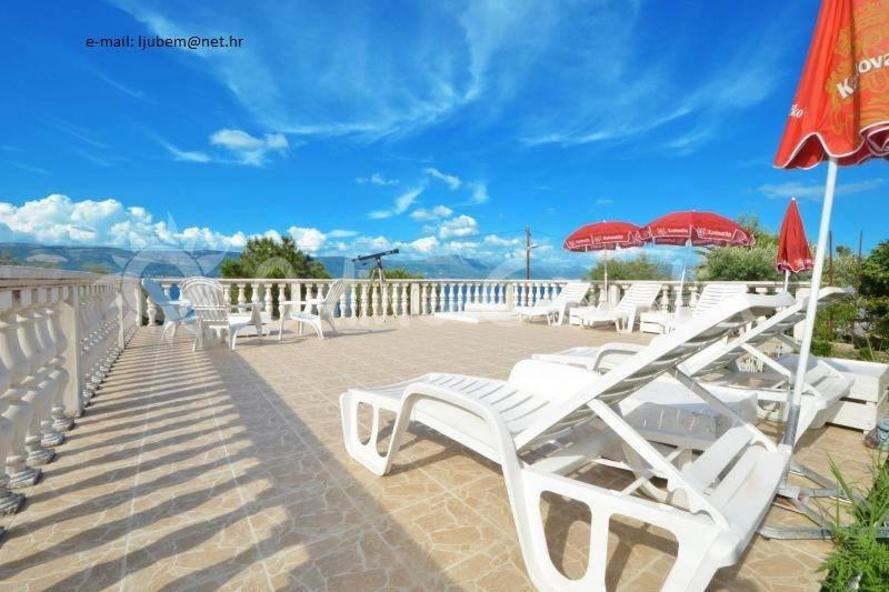 Villa Fjaba - By The Sea - With The Big Terraces & Great Sea View 特罗吉尔 外观 照片