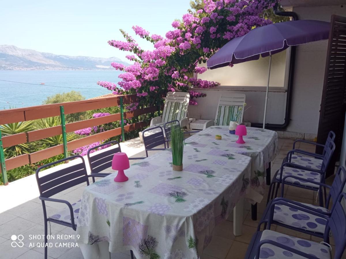 Villa Fjaba - By The Sea - With The Big Terraces & Great Sea View 特罗吉尔 外观 照片