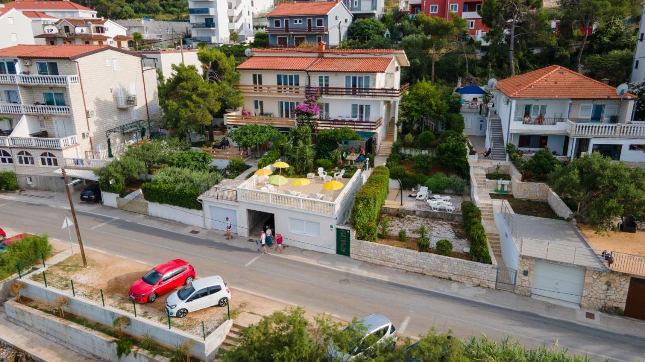 Villa Fjaba - By The Sea - With The Big Terraces & Great Sea View 特罗吉尔 外观 照片