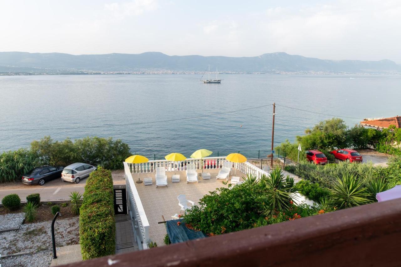 Villa Fjaba - By The Sea - With The Big Terraces & Great Sea View 特罗吉尔 外观 照片