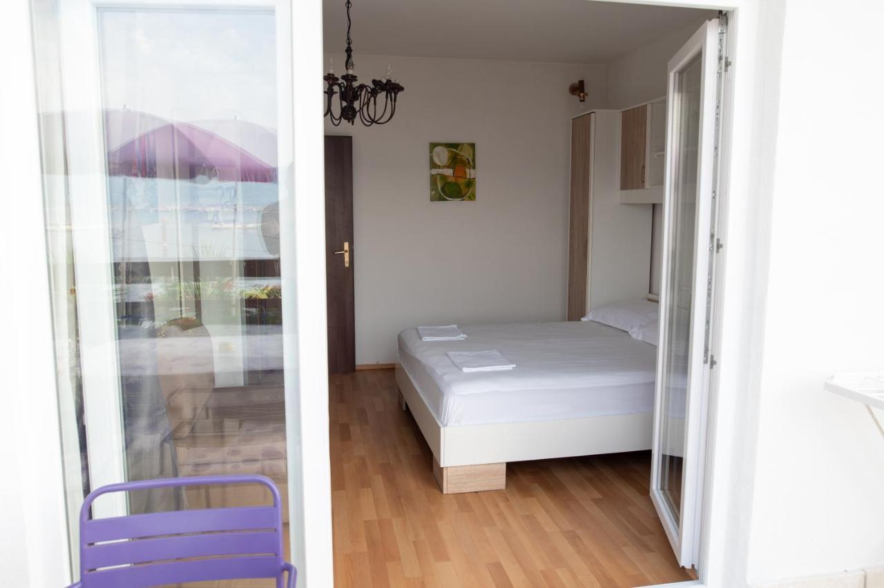 Villa Fjaba - By The Sea - With The Big Terraces & Great Sea View 特罗吉尔 外观 照片