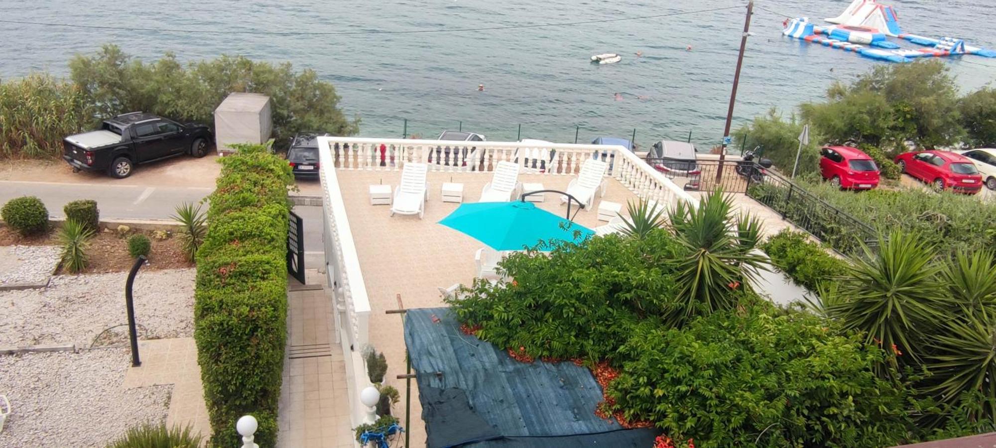 Villa Fjaba - By The Sea - With The Big Terraces & Great Sea View 特罗吉尔 外观 照片